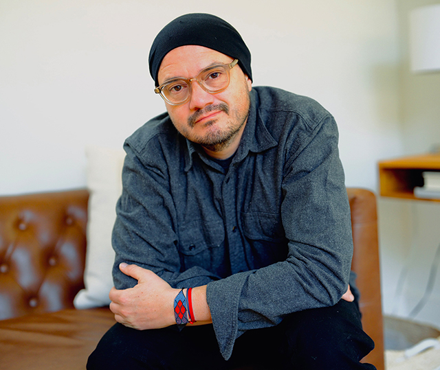 Las blancas manos no se quiebran